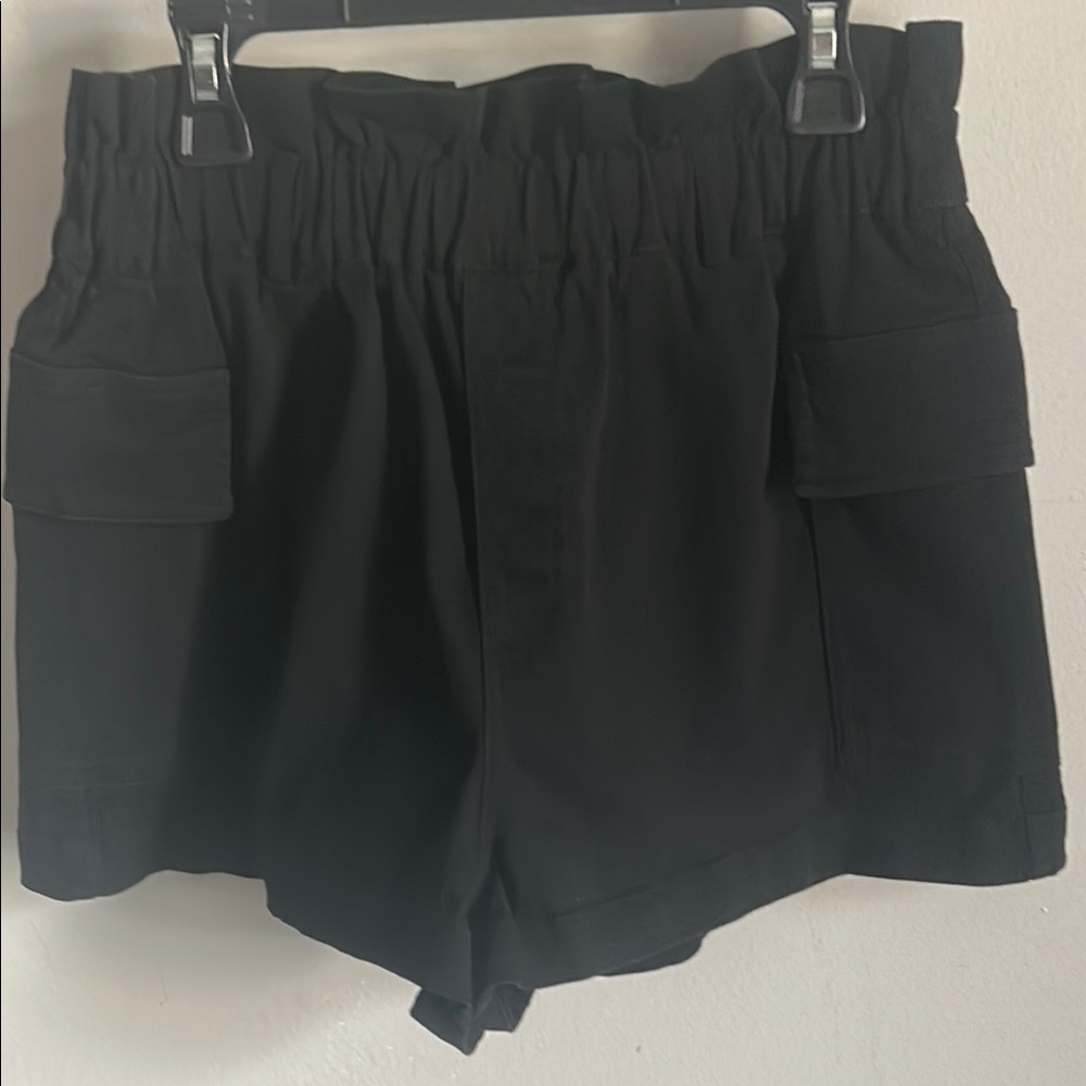 Kendall & Kylie Black Cargo Shorts with Relaxed Fit Paper Bag Waist